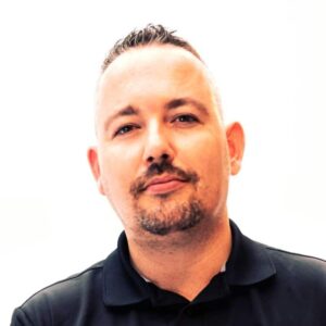 Lukas Hertig headshot